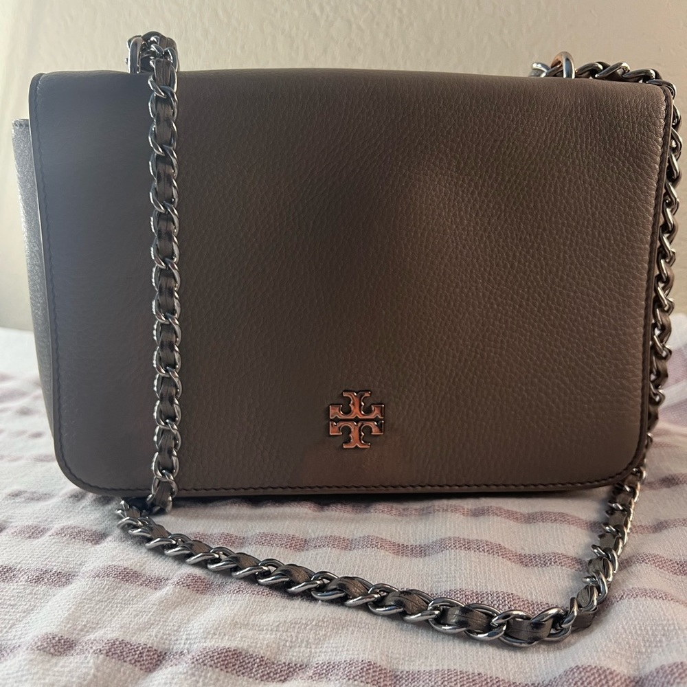 Authentic Tory Burch Saffiano Leather Robinson Shoulder Bag